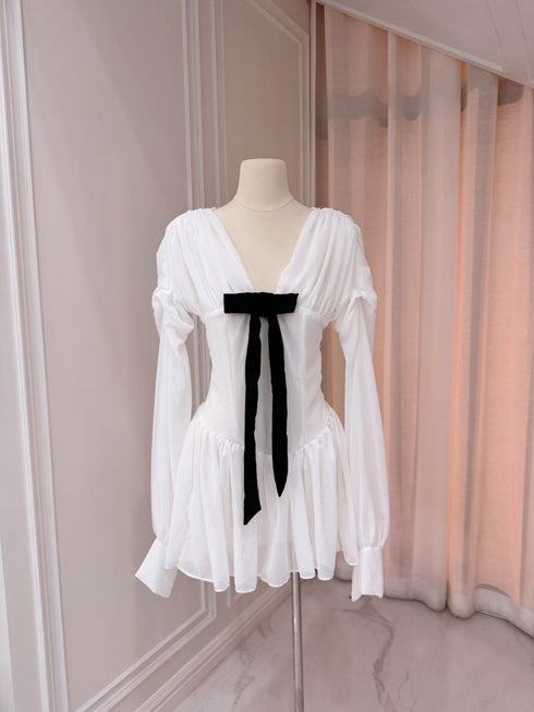 Spring Aesthetic Ribbons Details Flowy Sleeves Mini Dresses